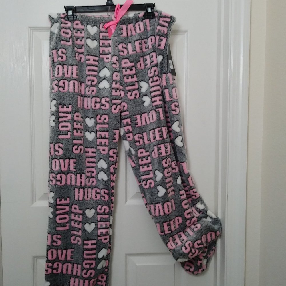 Weekending Soft and Cozy Pajama Pants Grey Pink XL
